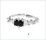 Thorn Rose Ring