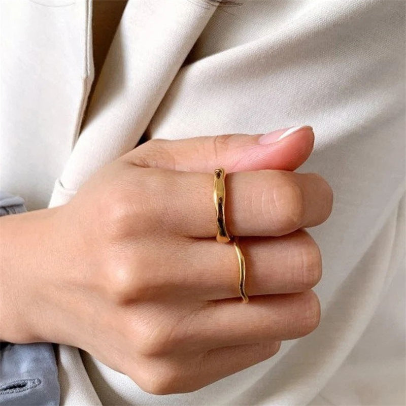 Double Wavy Stacked Ring